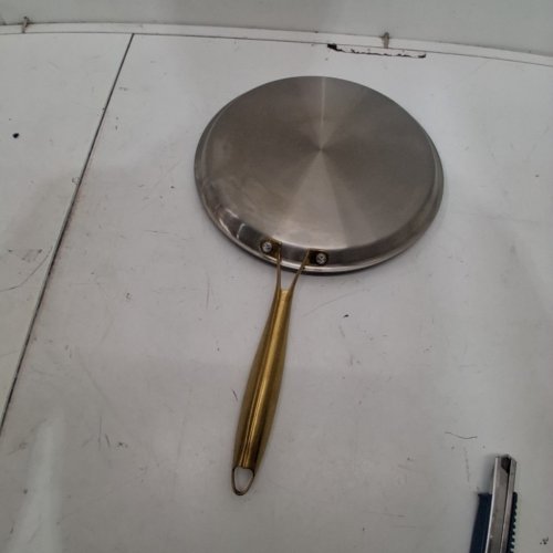 ROUND GRIDDLE FRYING PAN - 11.5" - SILVER WITH GOLD-TONE HANDLE image 3