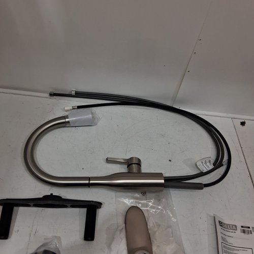 DELTA FAUCET MARCA SINGLE-HANDLE KITCHEN SINK FAUCET WITH PULL DOWN SPRAYER AND MAGNETIC DOCKING SPRAY HEAD - SPOTSHIELD STAINLESS (MODEL: 19780Z-SPSD-DST) image 3