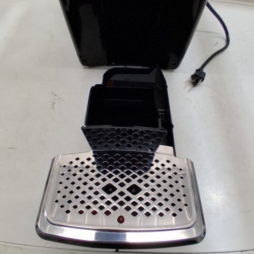 PHILIPS 3200 SERIES LATTEGO FULLY AUTOMATIC ESPRESSO MACHINE WITH BUILT-IN GRINDER & MILK FROTHER - BLACK (MODEL: EP3241/54) image 5