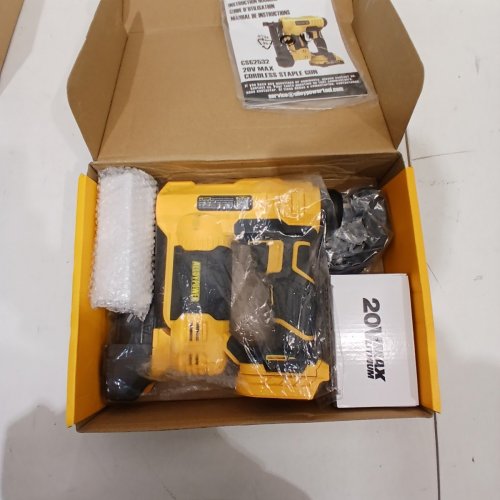 ALLOYPOWER 2-IN-1 CORDLESS BRAD NAILER & STAPLER KIT- 20V/18 GAUGE-YELLOW/BLACK (MODEL:CSG2532) image 2