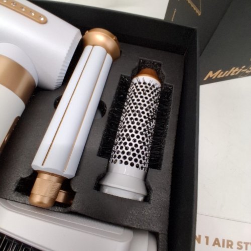 7-IN-1 PRO MULTI-STYLER HAIR DRYER - WHITE AND GOLD image 6