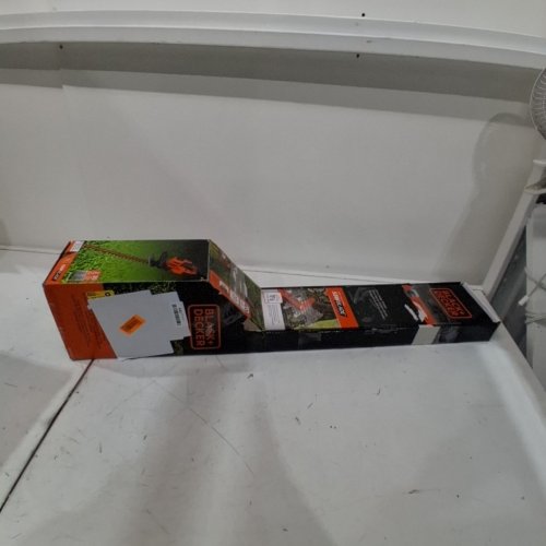 BLACK+DECKER 22" SAWBLADE ELECTRIC HEDGE TRIMMER - ORANGE/BLACK (MODEL: BEHTS400) image 4