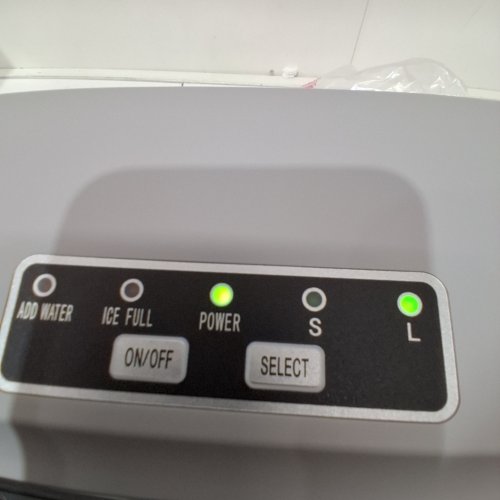 FRIGIDAIRE COMPACT COUNTERTOP ELECTRIC ICE MAKER WITH SCOOP - MAKES 26LBS OF ICE PER DAY - SILVER (MODEL: EFIC189-B-SILVER) image 2