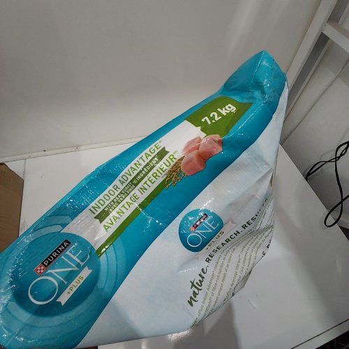 PURINA ONE +PLUS DRY CAT FOOD - INDOOR ADVANTAGE - TURKEY - 7.2KG image 3