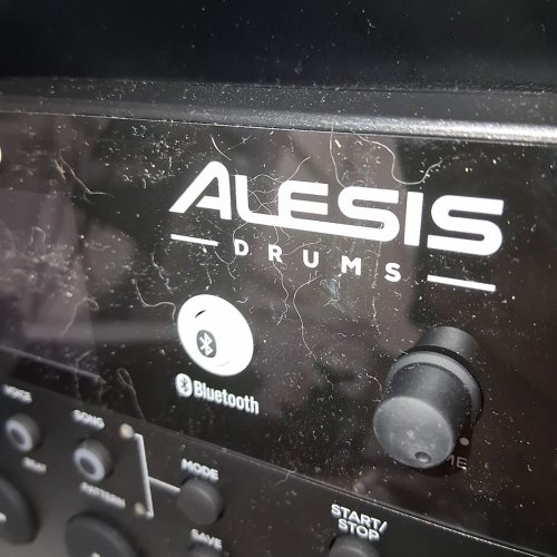 8PC ALESIS NITRO BLUETOOTH MAX DRUM KIT WITH QUIET MESH PADS - BLACK (MODEL: NITROMAXKITXUS) image 5