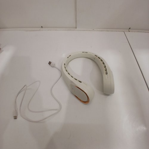 PORTABLE BLADELESS RECHARGEABLE R5 NECK FAN - WHITE image 3
