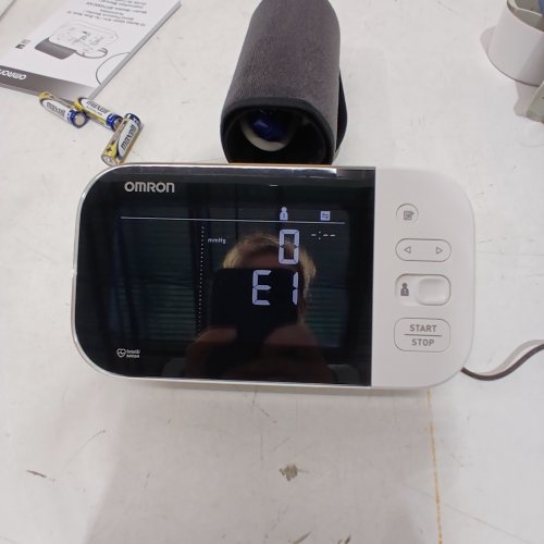 OMRON HEALTHCARE BP7450 10 SERIES UPPER ARM BP UNIT image 2