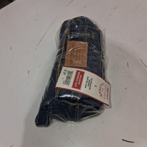 BOYS' LEVI STRAUSS SIGNATURE RELAXED JEANS - SIZE 6 - BLUE image 3