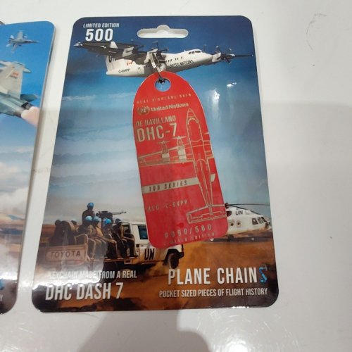 2PC PLANE CHAINS DE HAVILLAND DHC-7 C-GVPP & CANADAIR CF-116 116730 AIRCRAFT KEYCHAINS image 4