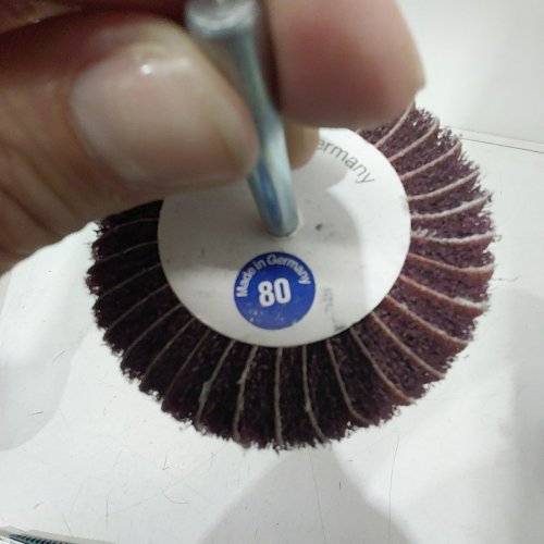 7PK INTERLEAF FLAP WHEELS - 3" X 2" - 80 GRIT (ITEM: WF17865) image 5