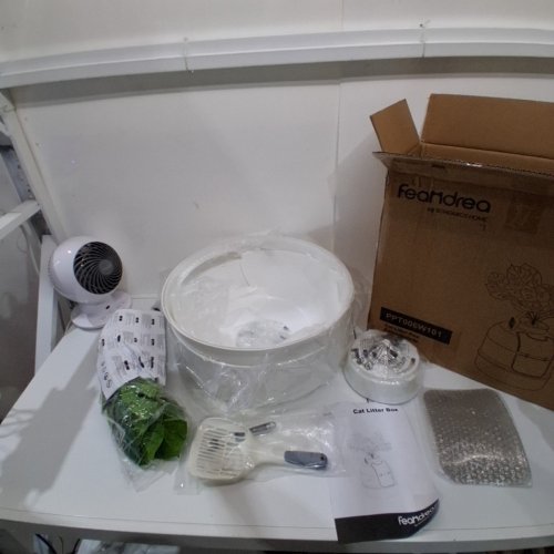 FEANDREA CAT LITTER BOX WITH FAKE PLANT - 19.2" X 19.2" X 23.2" - WHITE (UPPT006W101) image 2