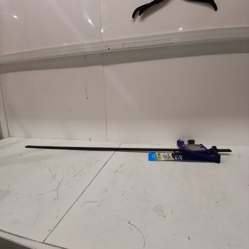 IRWIN QUICK-GRIP BAR CLAMP - ONE-HANDED HEAVY-DUTY 6" X 36" - 600LBS OF SUSTAINED CLAMPING FORCE (MODEL: 1964715) image 2