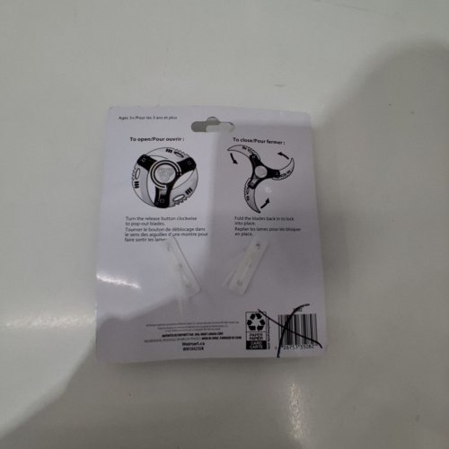 WAY TO CELEBRATE! MORPHING NINJA STAR TOY - BLACK AND WHITE (ITEM: WM10425UK) image 3