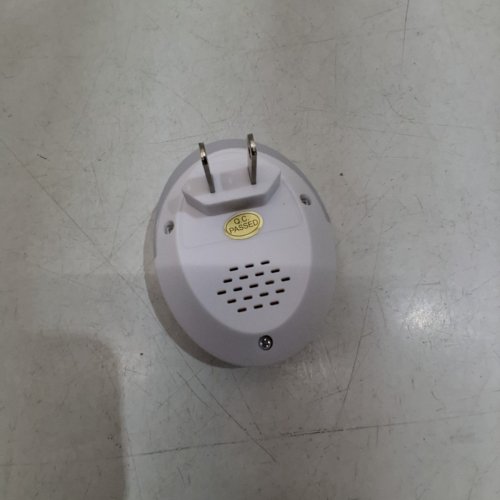 6PK ULTRASONIC PEST REPELLER - UP TO 1300 SQ. FT - 5W - WHITE image 4