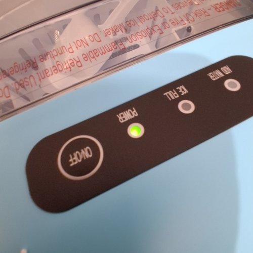 EUHOMY COUNTERTOP ICE MAKER MACHINE WITH HANDLE - BLUE (MODEL: IM001-BBU-CAEH) image 2