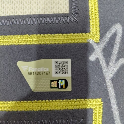 MENS NHL WRESTLEMANIA LAS VEGAS 41 **SIGNED** ROMAN REIGNS VEGAS GOLDEN KNIGHTS JERSEY - SIZE 54 - FANATICS COA - 6/41 image 3