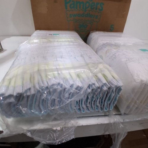 99PK PAMPERS SWADDLERS UP TO 100% LEAKPROOF BABY DIAPERS - SIZE 5 image 3