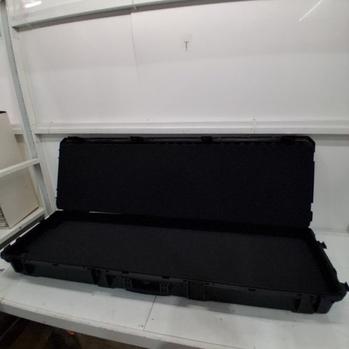 VEVOR LOCAKBLE HARD GUN CASE WITH FOAM - 52" - IP67 WATER AND DUST PROOF - BLACK (MODEL: 1333816) image 5