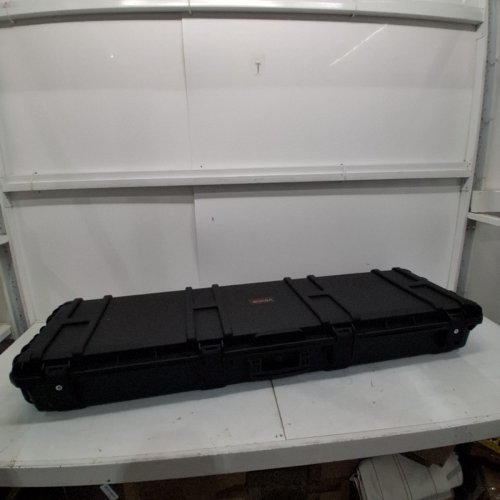 VEVOR LOCAKBLE HARD GUN CASE WITH FOAM - 52" - IP67 WATER AND DUST PROOF - BLACK (MODEL: 1333816) image 7