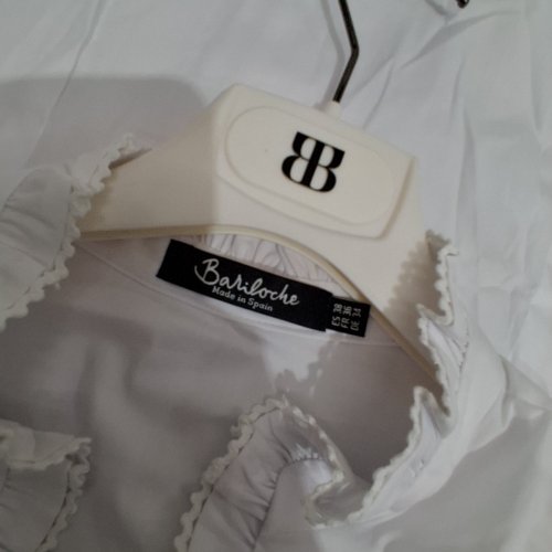 WOMEN'S BARILOCHE RUFFLED SLEEVELESS SHIRT - SMALL / MEDIUM - 38 - WHITE (STYLE: CANON) image 4