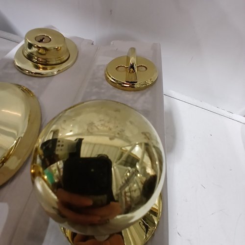 4PC SCHLAGE CAMELOT HANDLESET WITH PLYMOUTH KNOB INTERIOR - BRIGHT BRASS (MODEL; F60 CAM 505 PLY 605) image 3