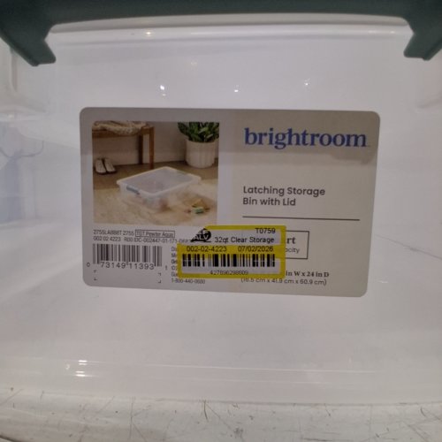 BRIGHTROOM LATCHING STORAGE BIN WITH LID - 32 QT - CLEAR/BLUE image 2