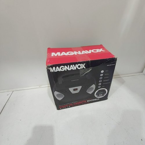MAGNAVOX PORTABLE CD/CASSETTE PLAYER WITH AM/FM RADIO - BLACK (MODEL: MRCD386-BLACK) image 6