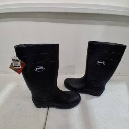 UNISEX PIONEER HEAVY DUTY PLAIN TOE PVC WORK BOOTS - MEN'S SIZE 12 / WOMEN'S SIZE 14 - BLACK (MODEL: V4710170) image 2