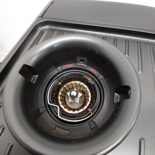 BREVILLE THE BARISTA EXPRESS IMPRESS ESPRESSO/COFFEE MACHINE - BLACK TRUFFLE - (MODEL:BES876 BTR) image 4