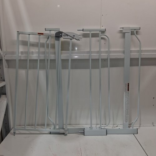 REGALO EASY STEP SAFETY GATE - 29"- 38.5"X30" - WHITE (MODEL: 1160-DS) image 2