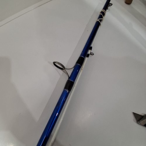 OFFSHORE ANGLER BRAWLER TROPHY SPINNING ROD HEAVY POWER FAST ACTION - 10FT - 12-30 LBS LINE RATING - BLUE/BLACK/WHITE (MODEL: BRT101230) image 4