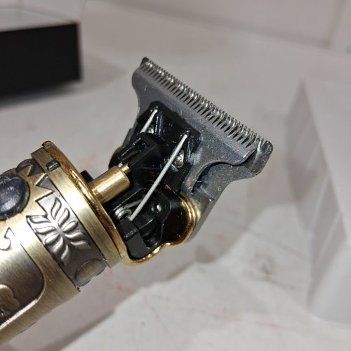 5PC SOLATI PROFESSIONAL HAIR CLIPPERS BEARD TRIMMER - GOLD ( MODEL: JM-700AL) image 3