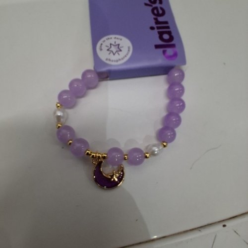 GIRLS CLAIRE'S GLOW IN THE DARK BEADED MOON CHARM BRACELET - PURPLE (STYLE: 16250-3) image 3