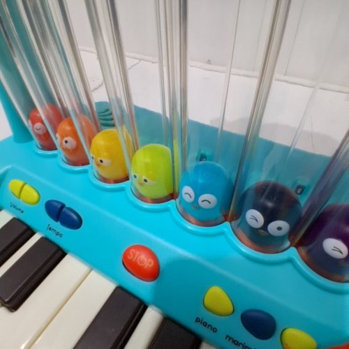 BATTAT HIPPO POP KEYBOARD WITH LIGHTS AND SOUNDS - BLUE (MODEL: BX2297Z) image 4