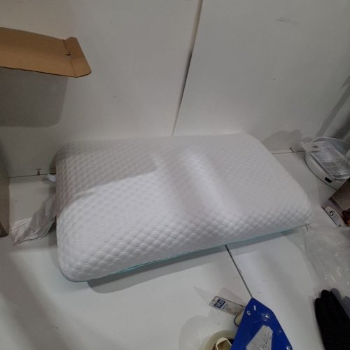 MARTHA STEWART MEMORY FOAM PILLOW - QUEEN - WHITE/BLUE PIPING (MODEL: 1392500) image 2