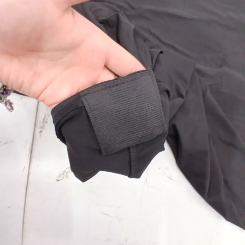 4PK PROTECTIVE FABRIC TABLE COVERS - APPROX 41.5" X 27.5" - BLACK image 4