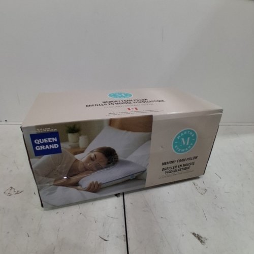 MARTHA STEWART MEMORY FOAM PILLOW - QUEEN - WHITE/BLUE PIPING (MODEL: 1392500) image 4