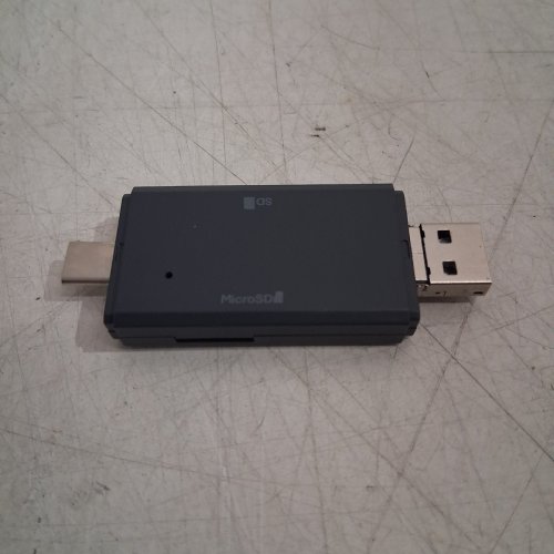 VIVITAR 5-IN-1 SD & MICRO SD CARD READER PLUG & PLAY - BLACK (MODEL: VIVRW7100-NOC-FR) image 3
