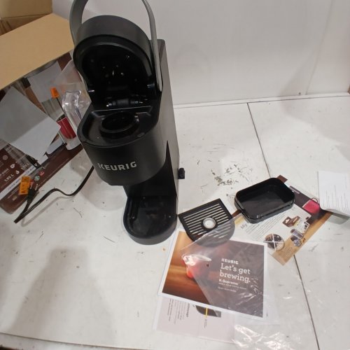 KEURIG K-SUPREME SINGLE SERVE COFFEE MAKER WITH MULTISTREAM TECHNOLOGY - 1.9L CAP / 4 CUP SIZES - BLACK (MODEL: K910) image 3