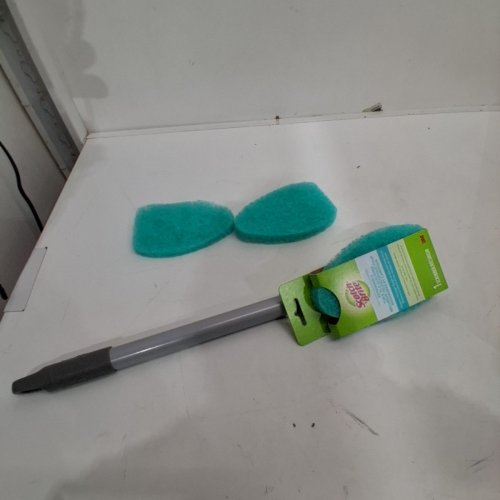 4PC SCOTCH-BRITE EXTENDABLE TUB AND TILE SCRUBBER KIT WITH REFILLS - EXTENDS UP TO 25" - GREY/LIGHT BLUE (MODEL:549X-560-SIOC) image 2
