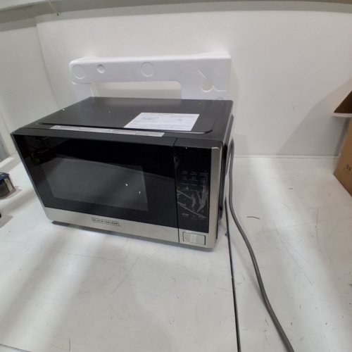 BLACK+DECKER STAINLESS STEEL MICROWAVE OVEN WITH CHILD SAFETY LOCK AND 6 AUTO COOK PRESETS - 900W - (MODEL: EM925AB9-P/CA) image 5