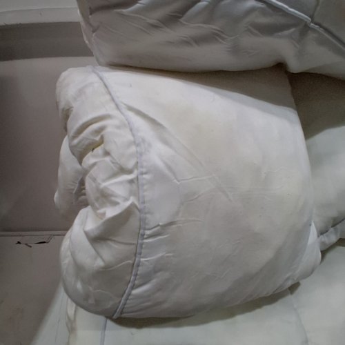 3" SHREDDED MEMORY FOAM MATTRESS TOPPER - WHITE - FULL image 4