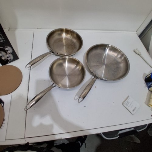 3PC MEYER ACCOLADE INDUCTION OVEN SAFE NO DRIP PROFESSIONAL COOKWARE PAN SET - 8" / 9.5" / 11" - STAINLESS STEEL (MODEL: 1801554) image 2