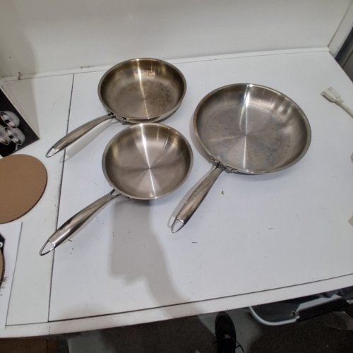 3PC MEYER ACCOLADE INDUCTION OVEN SAFE NO DRIP PROFESSIONAL COOKWARE PAN SET - 8" / 9.5" / 11" - STAINLESS STEEL (MODEL: 1801554) image 3