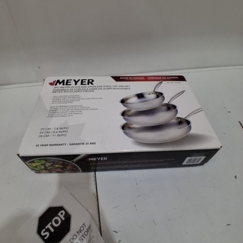 3PC MEYER ACCOLADE INDUCTION OVEN SAFE NO DRIP PROFESSIONAL COOKWARE PAN SET - 8" / 9.5" / 11" - STAINLESS STEEL (MODEL: 1801554) image 5