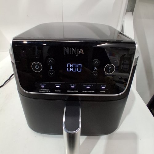 NINJA AIR FRYER PRO XL 7-IN-1 FRYER OVEN WITH MAX CRISP TECHNOLOGY - 6.5QT - BLACK - (MODEL: AF142C) image 2