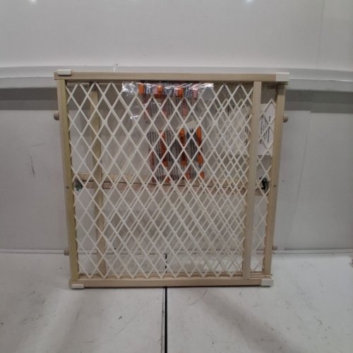 NORTH STATES TODDLEROO DIAMOND MESH WOODEN BABY GATE - 23" X 26.5"-42" (MODEL: 4600) image 2