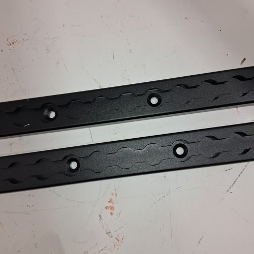 2PK L-TRACK RAIL ALUMINUM - 48" - BLACK image 3