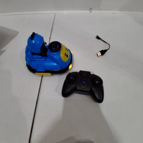 3PC REMOTE CONTROL BUMPER CAR TOY - BLUE/BLACK/YELLOW image 3