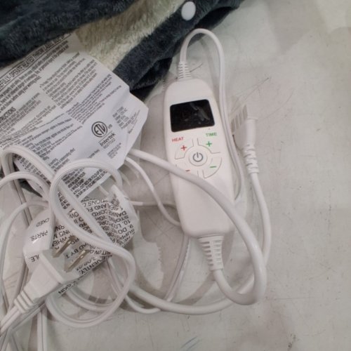 ELECTRIC BLANKET SOFT FLANNEL HEATING THROW- 50" X 60" - GREY image 3